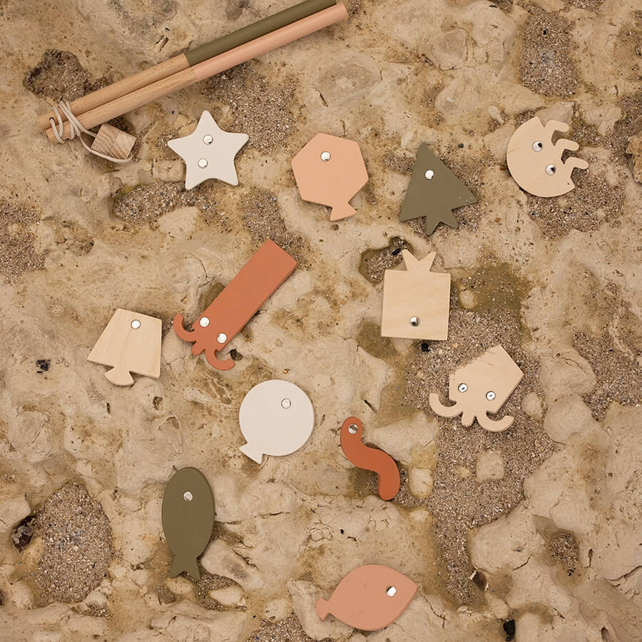 Babai Toys - Angelspiel Geometric Fishes Color