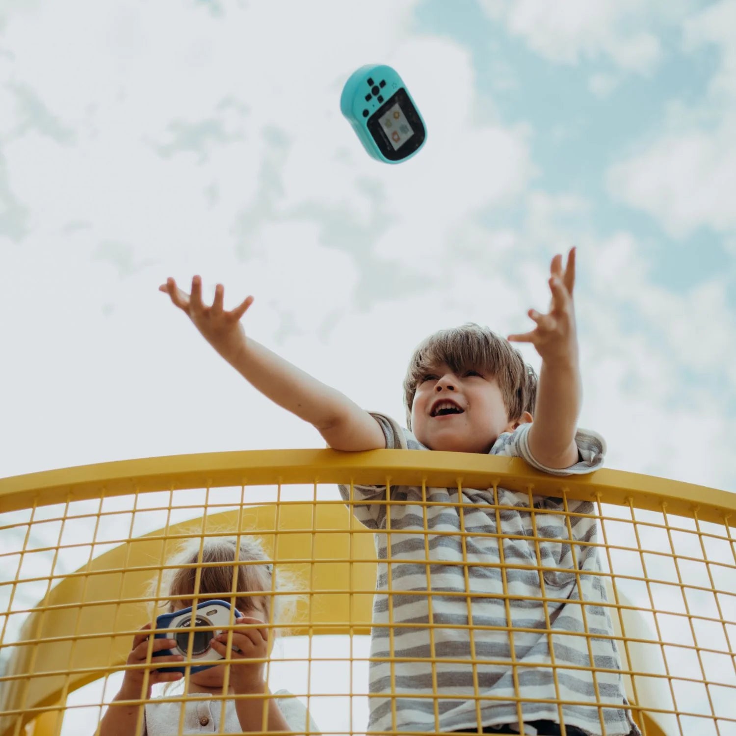 KIDYWOLF Kidycam – wasserdichte Kinderkamera türkis, 8 MP, Video 1080p