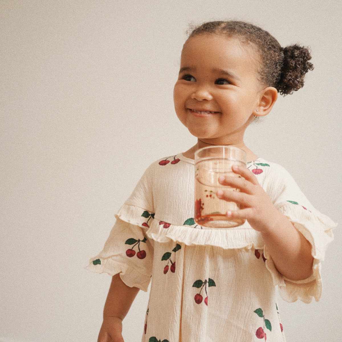 Konges Sløjd - Glitzerbecher Cherry, 2er Set