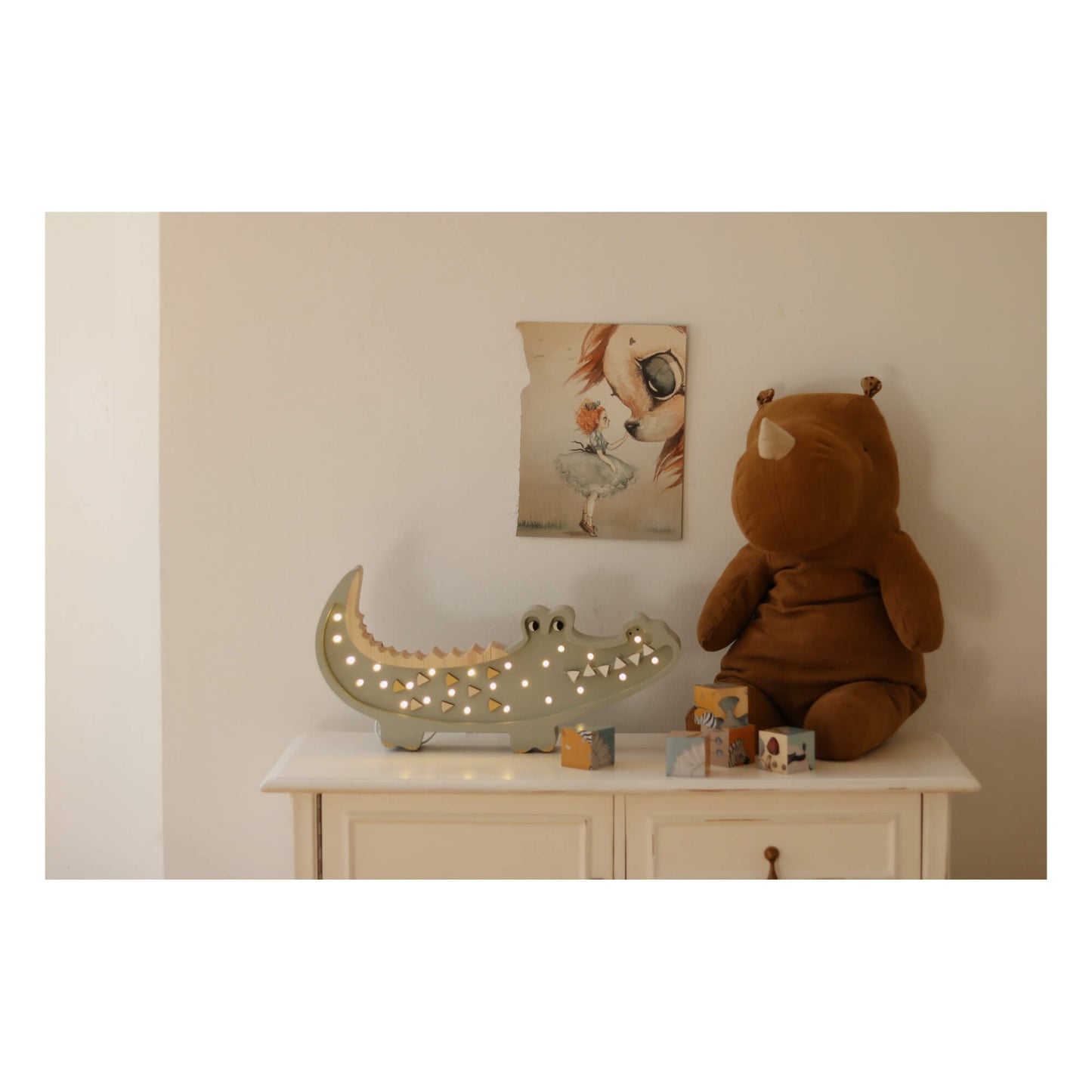 Little Lights - Kinderlampe "Crocodile Lamp - Pastel Khaki"