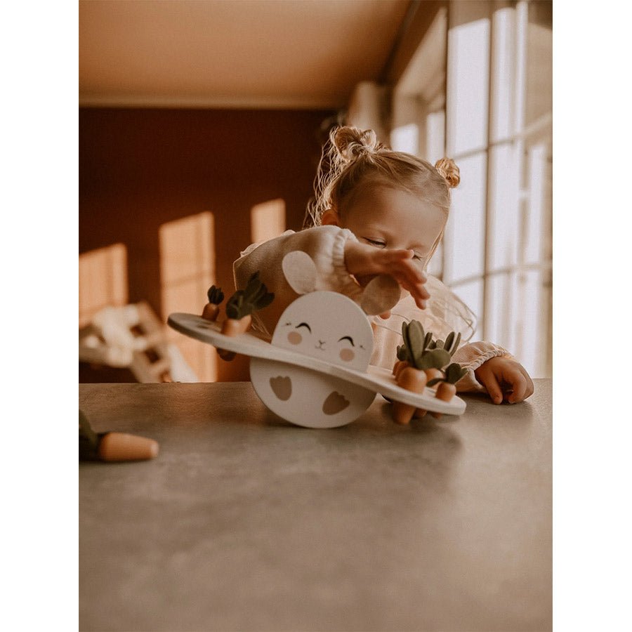 Mrs Ertha - Balancierspielzeug "Bunny Balance" aus Naturholz