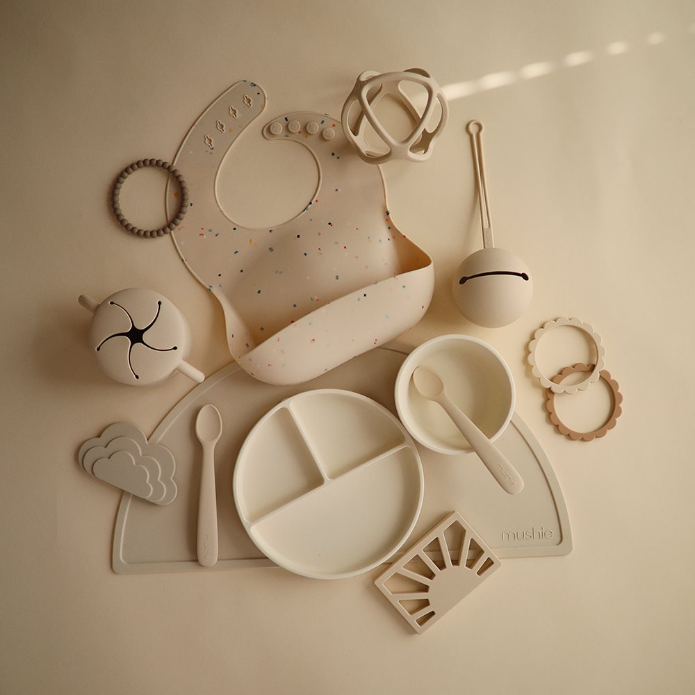 Mushie - Schnulleraufbewahrung "Shifting Sand"