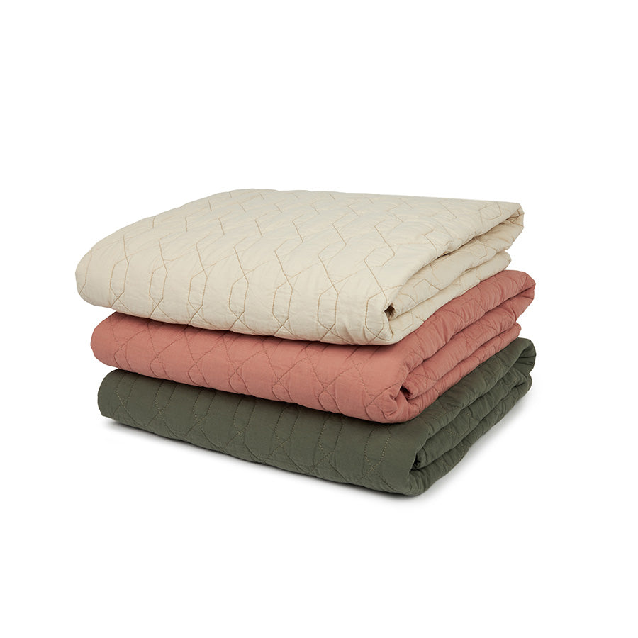 Nobodinoz – Steppdecke „Wabi Sabi Ginger“ aus 100% Bio-Baumwolle