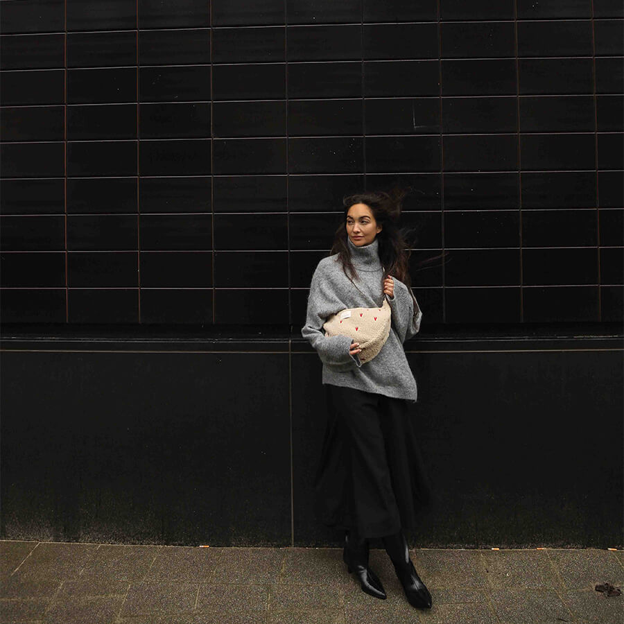 Studio Noos - Tasche "Adult Fanny Pack Teddy Ecru Hearts", Bauchtasche