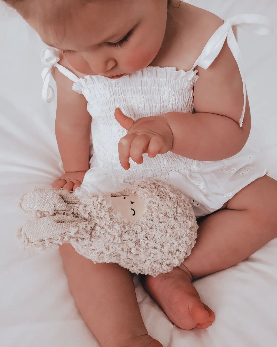 MUSIKSPIELZEUG WOOLY BUNNY, 19 cm