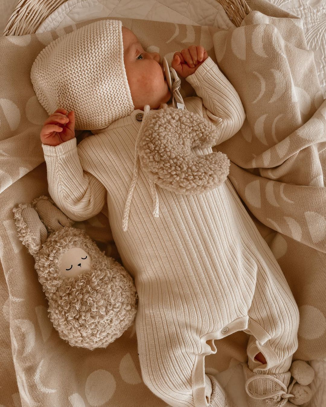 MUSIKSPIELZEUG WOOLY BUNNY, 19 cm