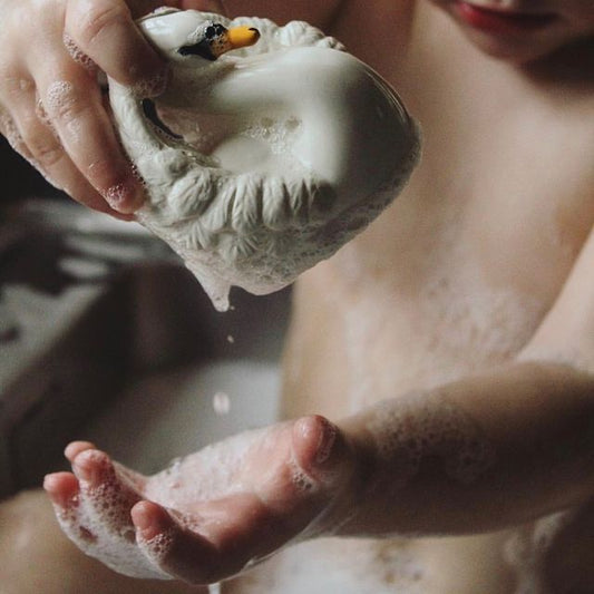 BADESPIELZEUG AUS NATURKAUTSCHUK SWAN, S