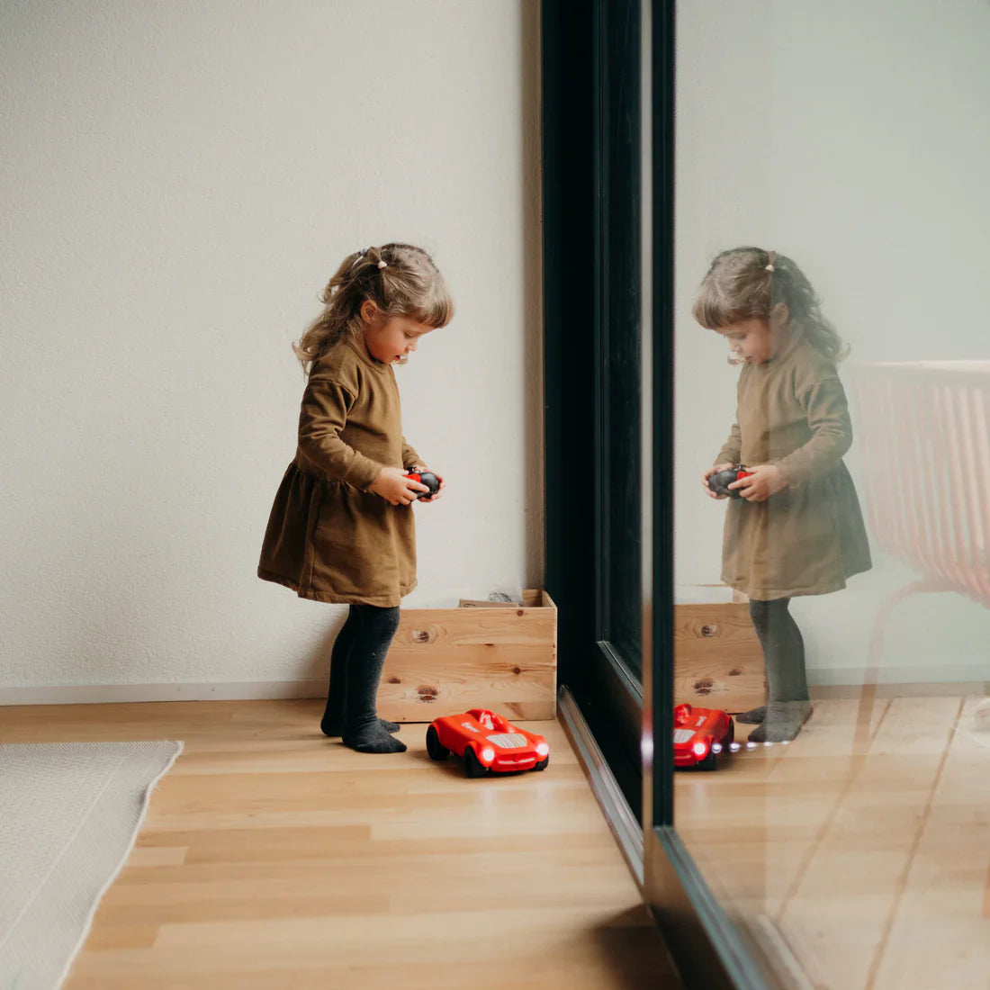 Kidywolf – Kidycar Ferngesteuertes Auto 15 km/h mit Licht, rot