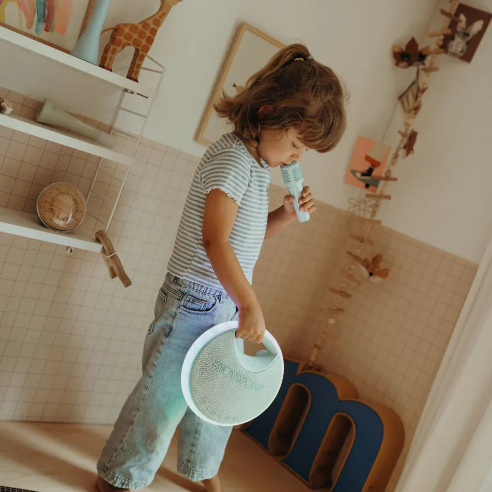 KIDYWOLF Kinder Karaoke Lautsprecher „KIDYKARAOKE“, LED, 2 Mikrofone