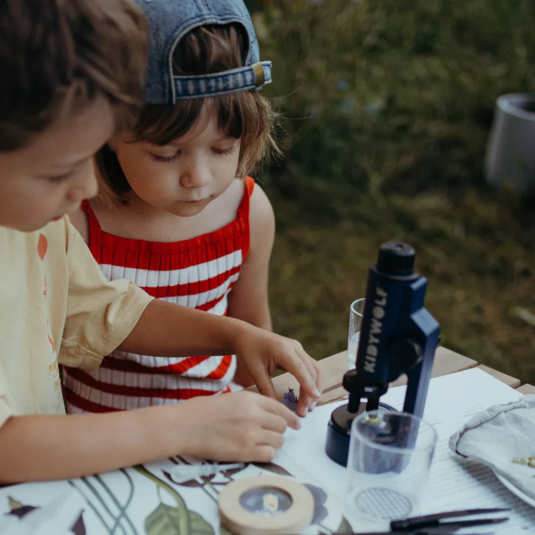 KIDYWOLF Kidymicroscope – Kinder Mikroskop mit 3 Zoomstufen & Licht