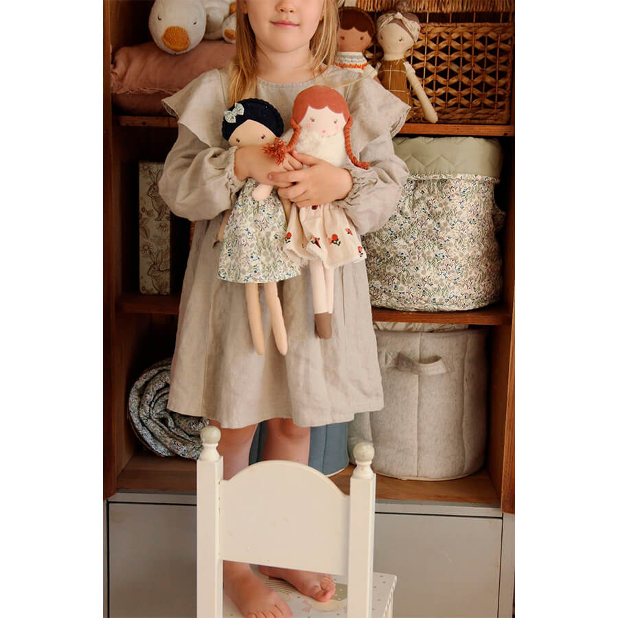 Avery Row - Puppe Evie