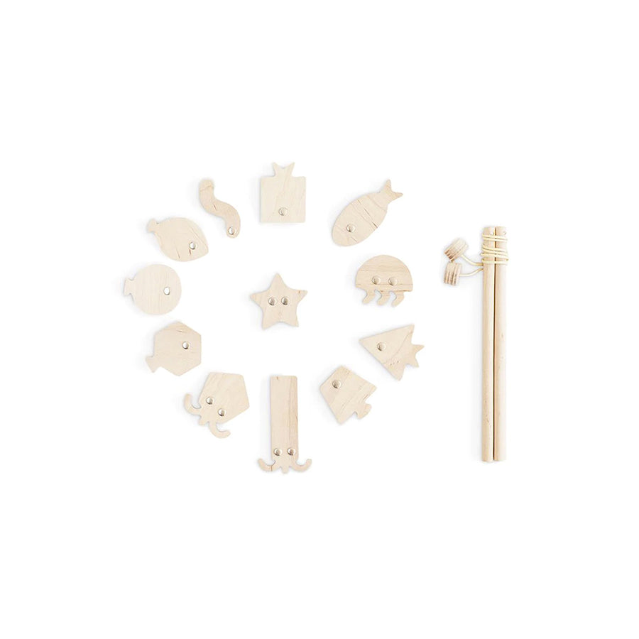 Babai Toys - Angelspiel Geometric Fishes Natural