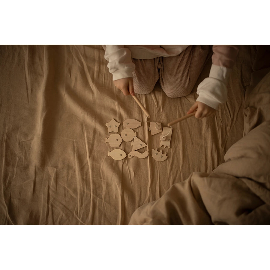 Babai Toys - Angelspiel Geometric Fishes Natural