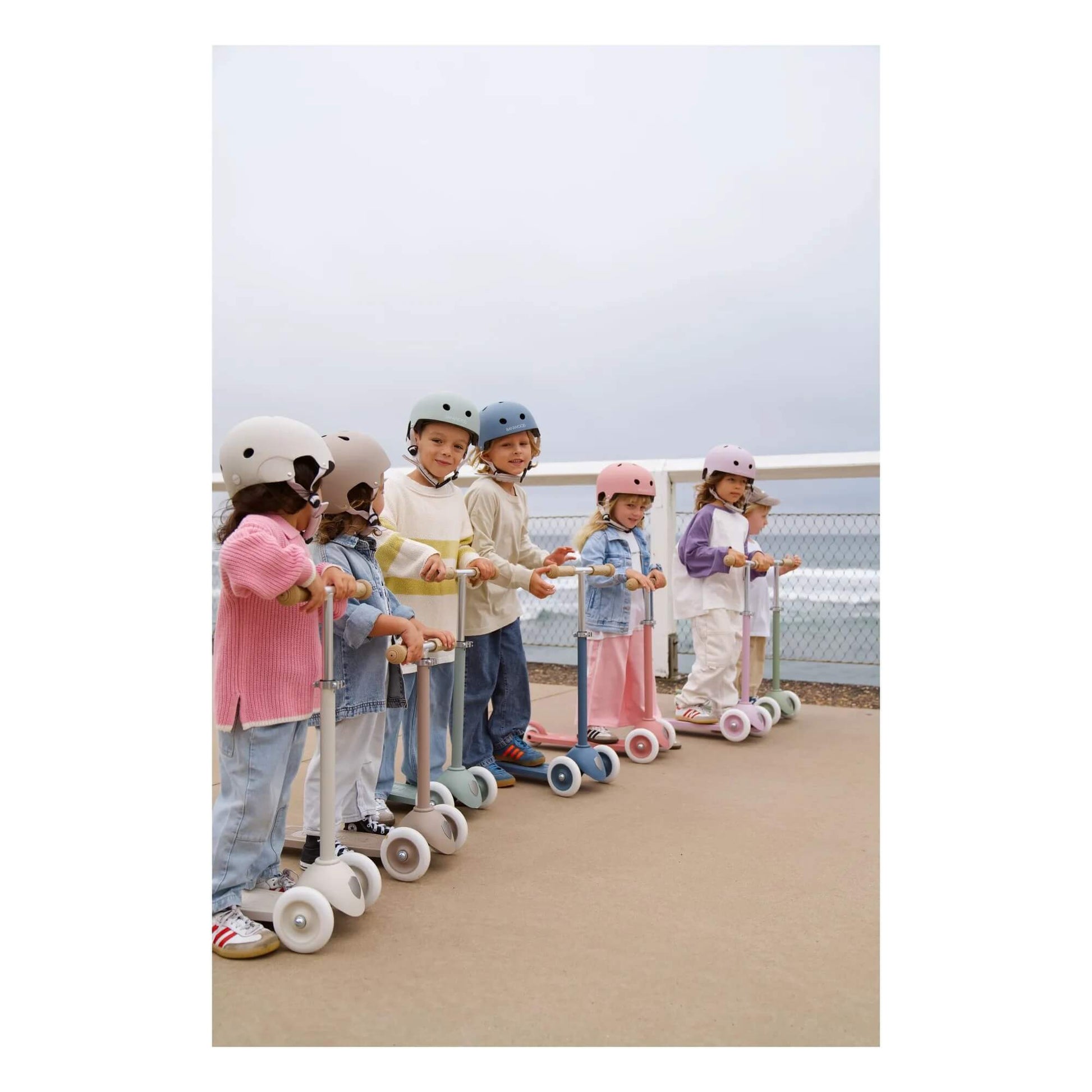 Banwood - Kinder Helm für Fahrrad, Roller & Laufrad, Schutzhelm