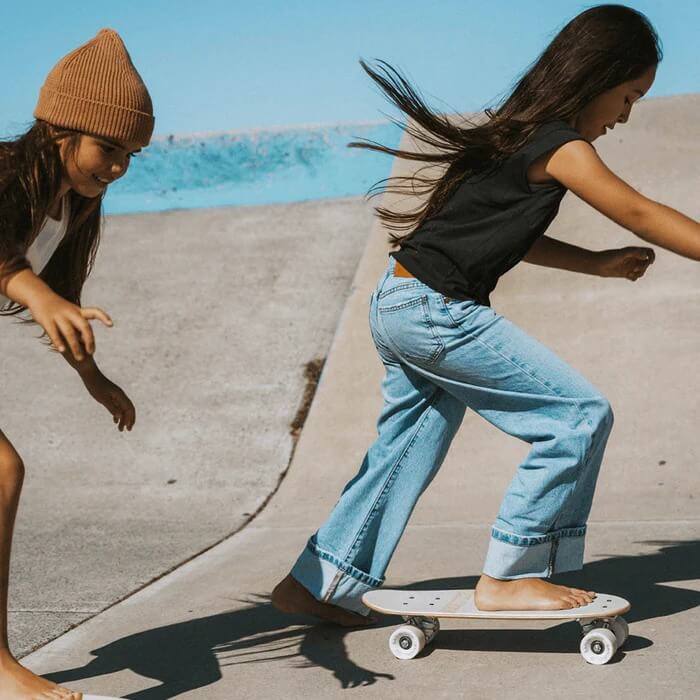 Banwood – Kinder Skateboard aus Ahornholz "White"