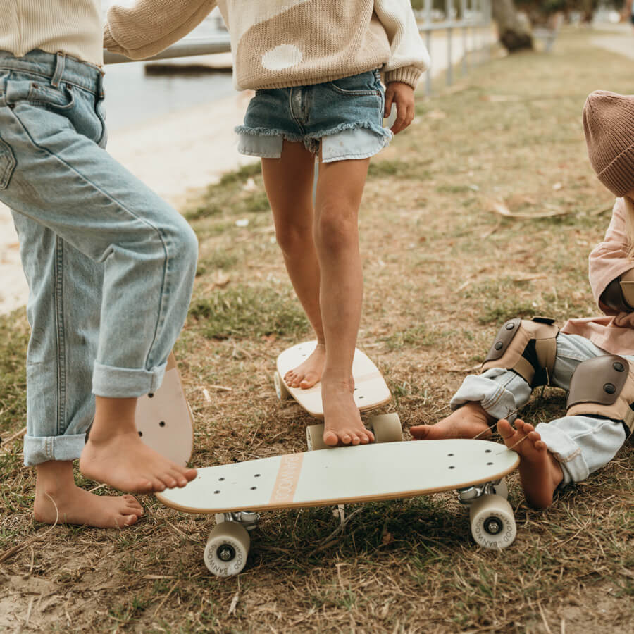 Banwood – Kinder Skateboard aus Ahornholz "Cream"