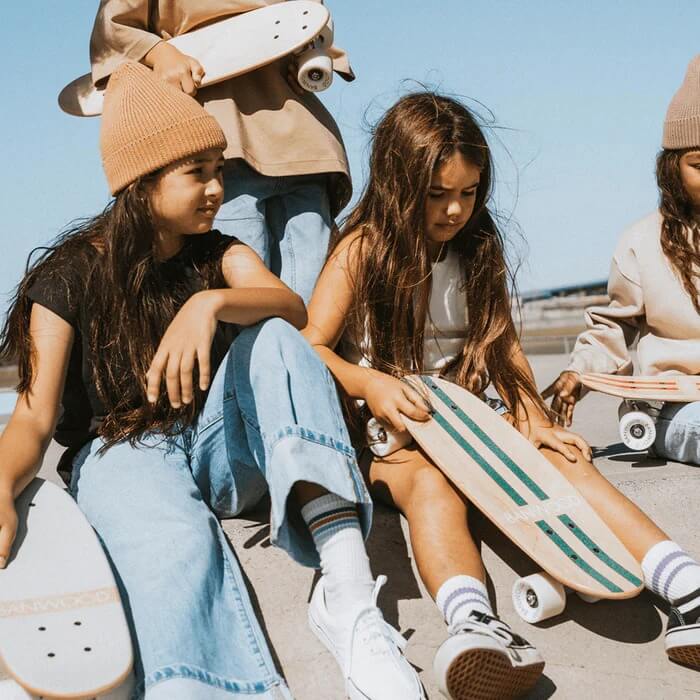 Banwood – Kinder Skateboard aus Ahornholz "Green"