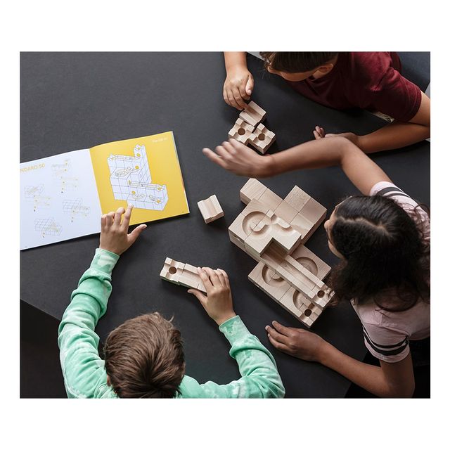 HOLZKUGELBAHN STANDARD 16