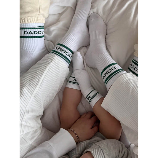 Famvibes Socken MOMMY weiß / grün – Family Socken aus Baumwolle