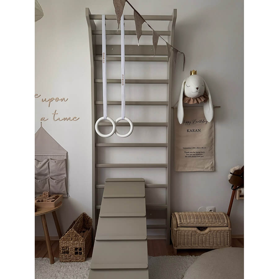 FitWood - Sprossenwand "Taimi Beige" für Kinder und Erwachsene