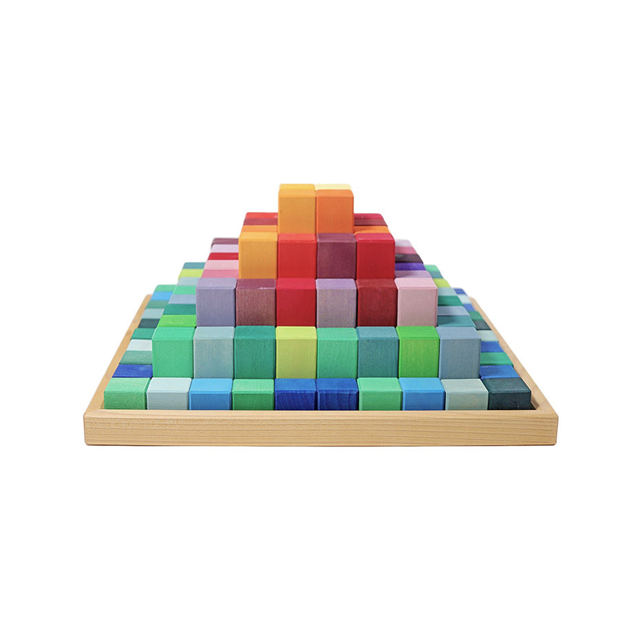 Grimms - Große Stufenpyramide