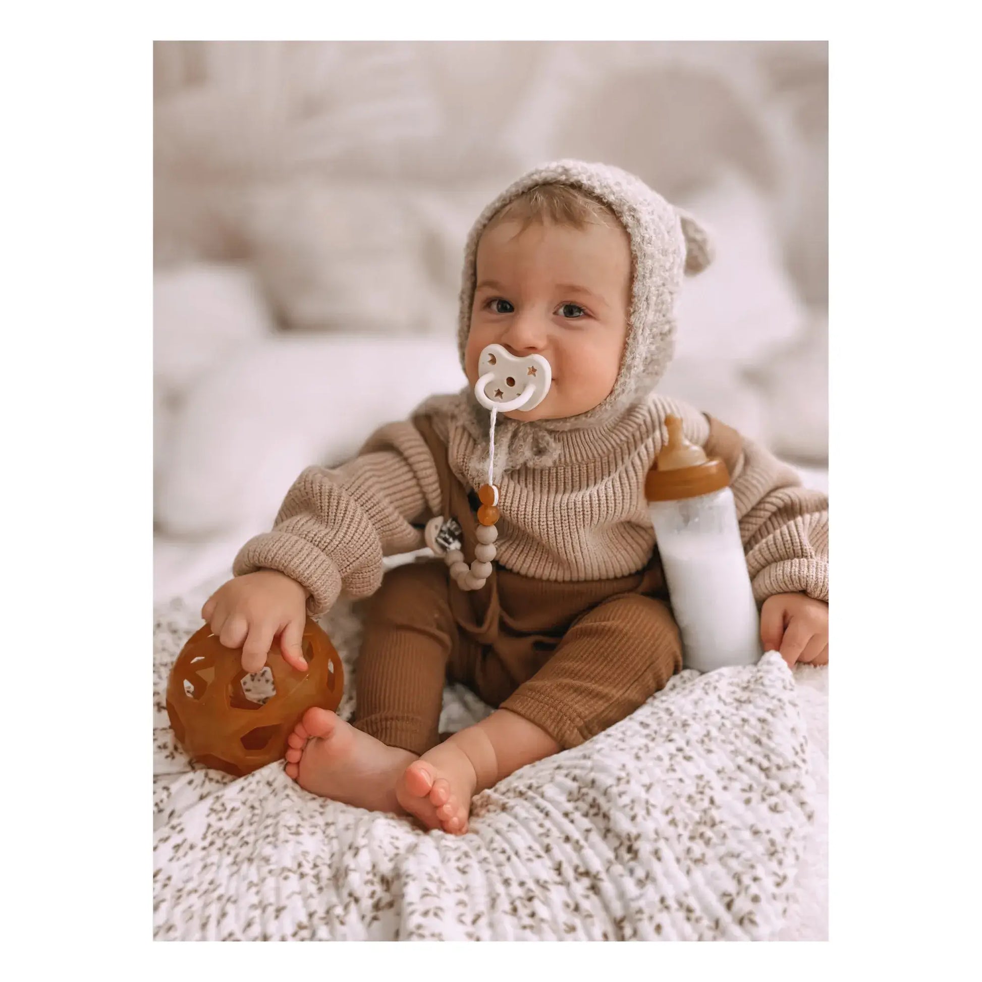 HEVEA - Schnullerkette aus 100% Naturkautschuk "Tan Beige"