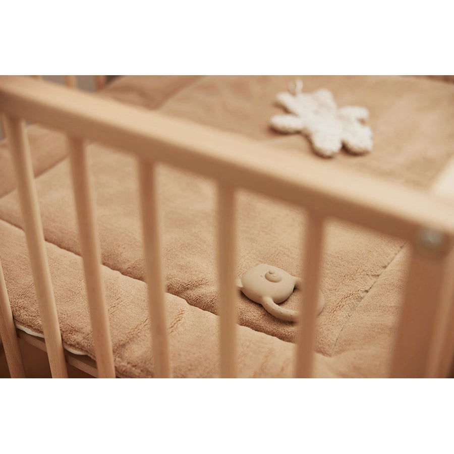 Jollein Beißring Teddy Bär – natürlicher Greifling aus Kautschuk Braun