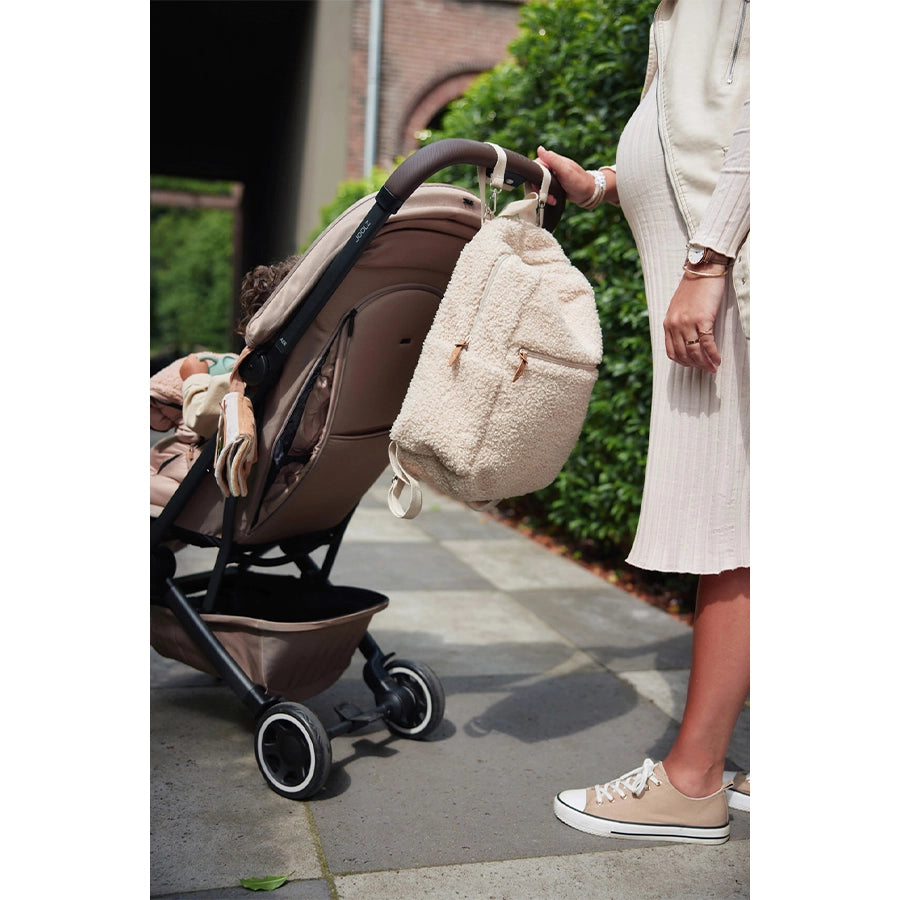 Jollein – Wickeltasche Rucksack "Bouclé Mom Bag", Beige 38x30x13 cm