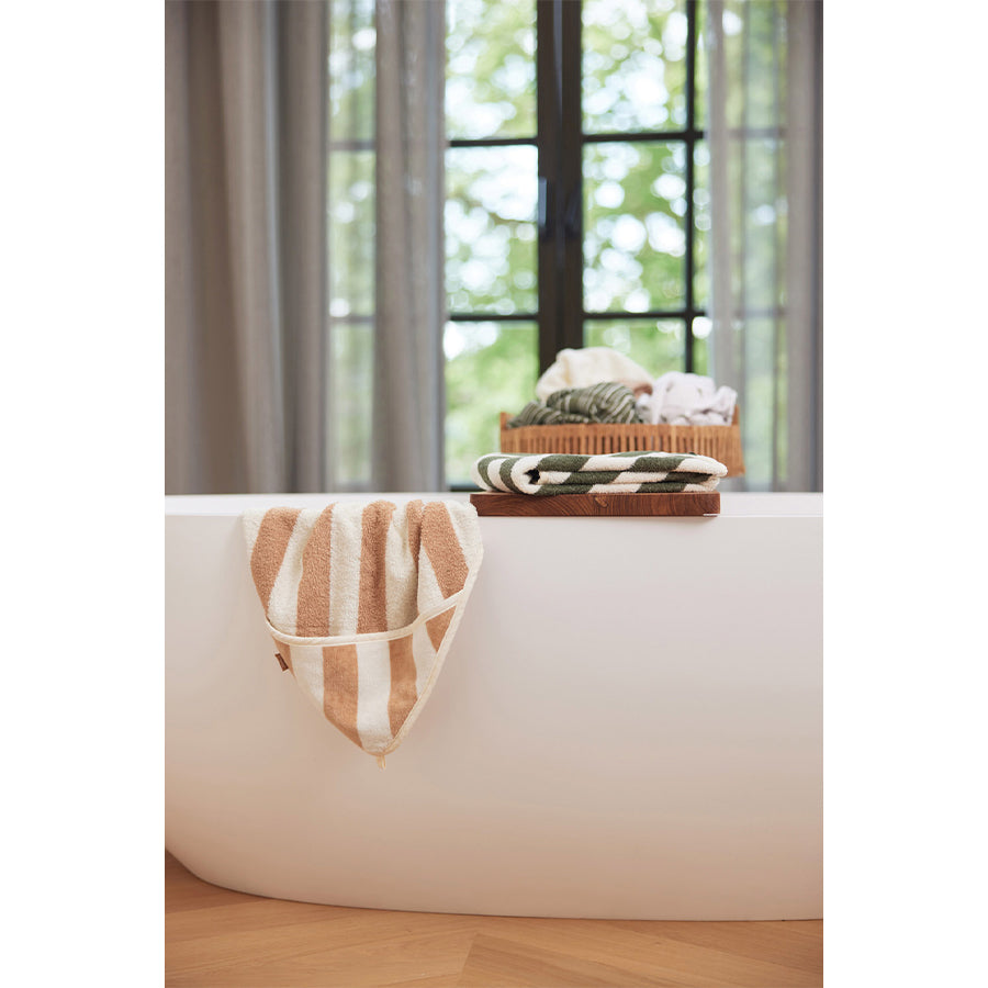 Jollein – Kapuzenhandtuch Stripe, aus Bio-Baumwolle gestreift 75x75 cm