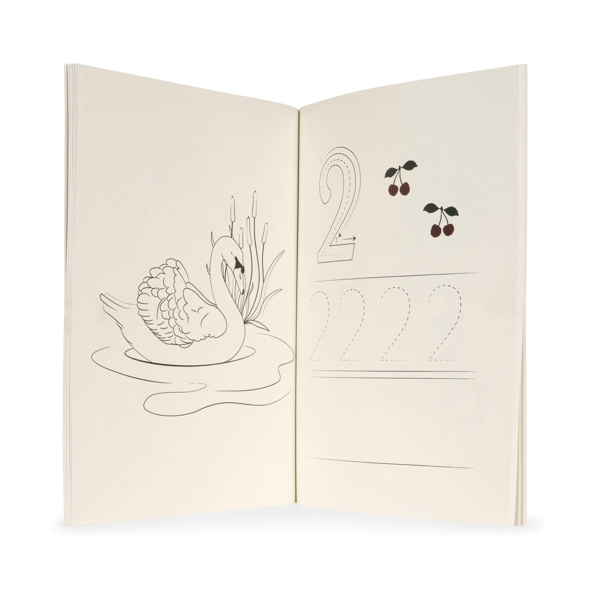 Konges Slojd – Malbuch & Spielbuch „My Activity Book“ mit Buntstiften