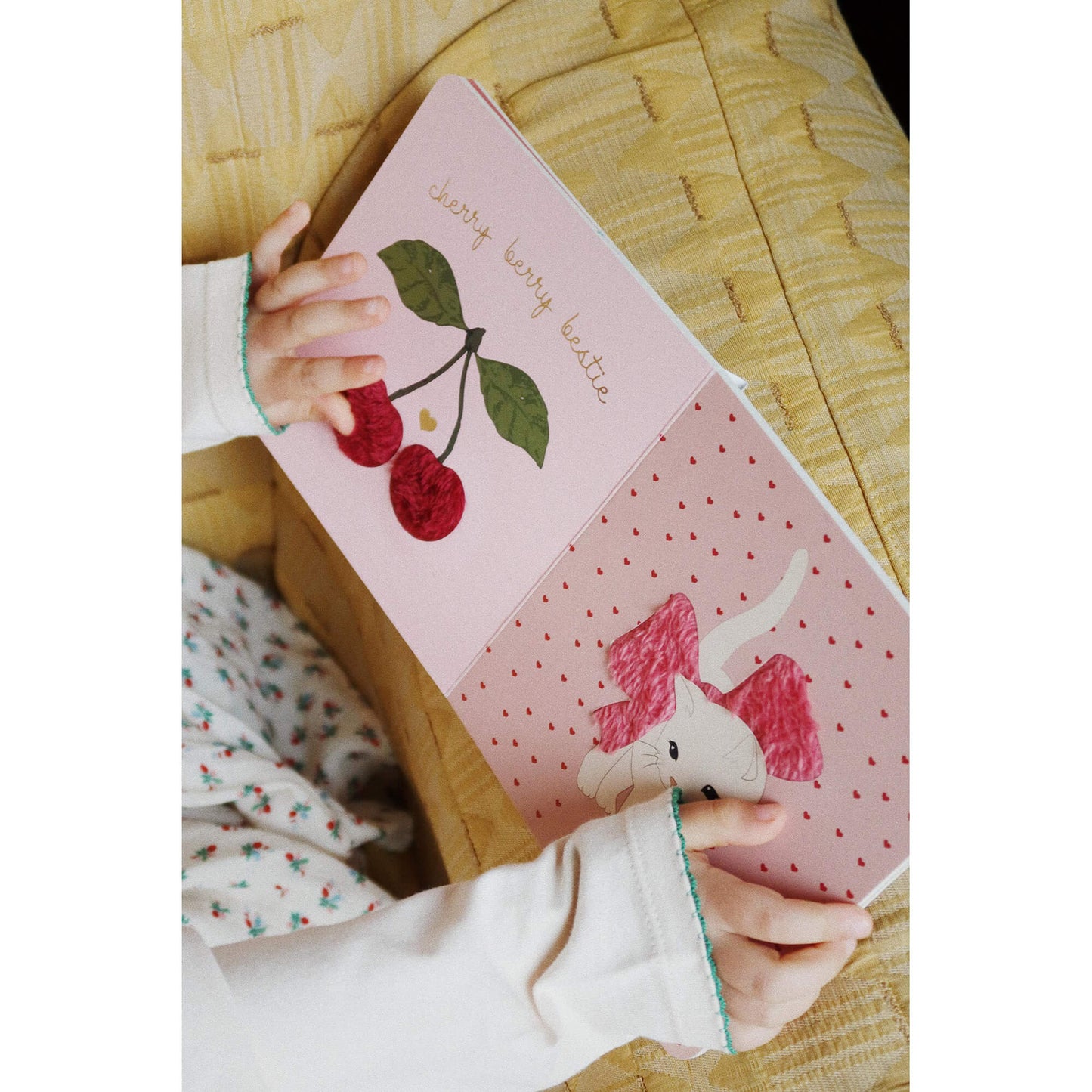 Konges Slojd – Fühlbuch „Unicorn“, Baby Pappbuch