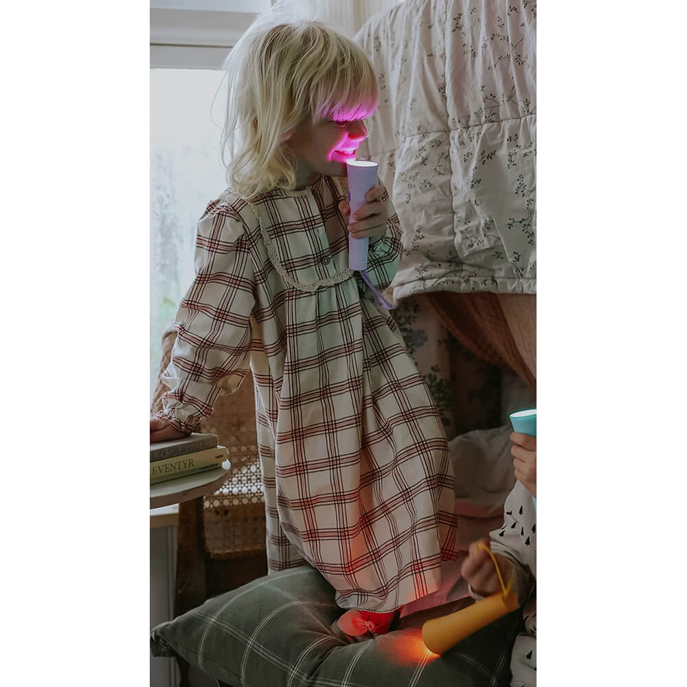 Lalarma – Kinder LED Taschenlampe “Purple”, dimmbar & wiederaufladbar