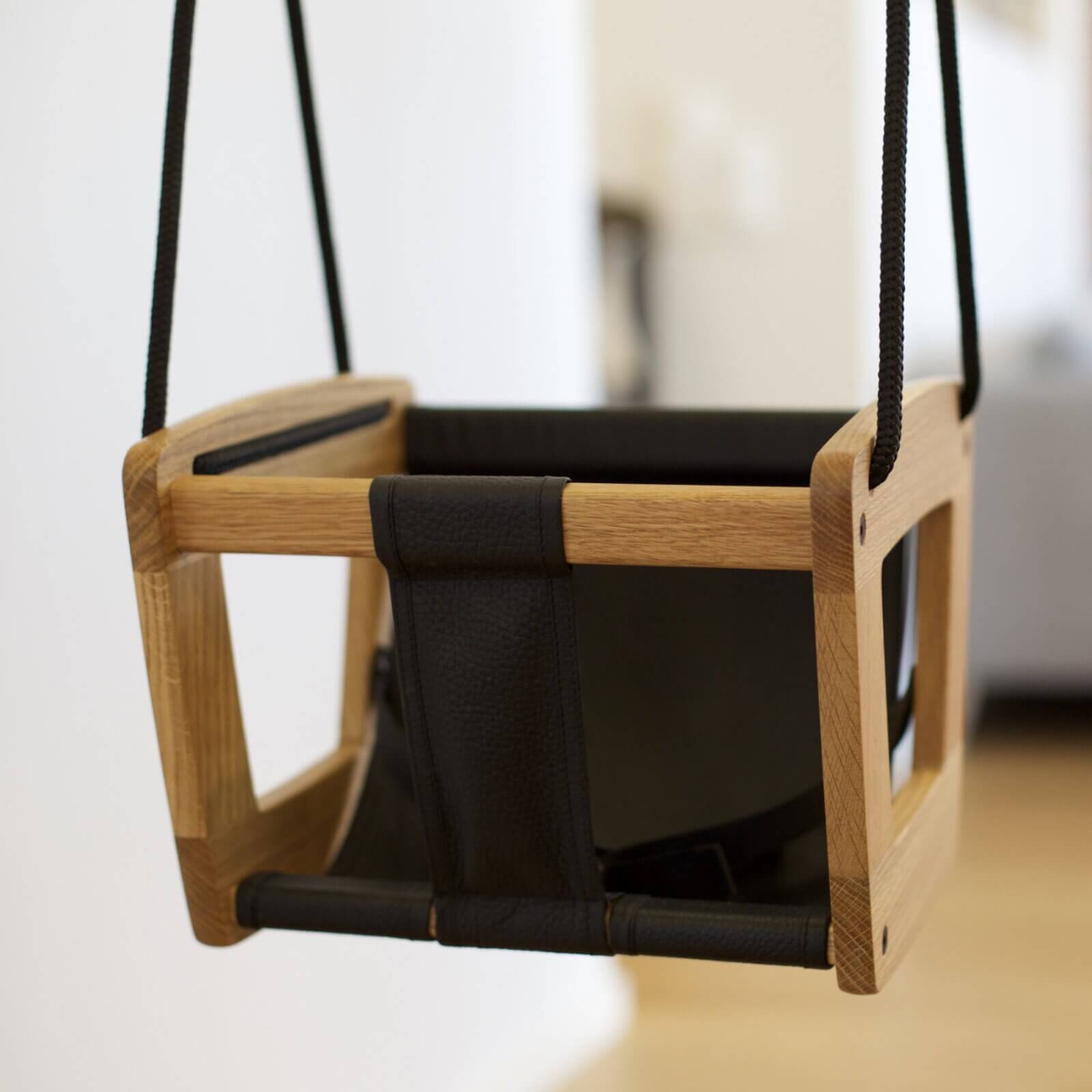 Lillagunga - Babyschaukel "Toddler Oak" Eiche/Schwarz Ab 3 Monaten