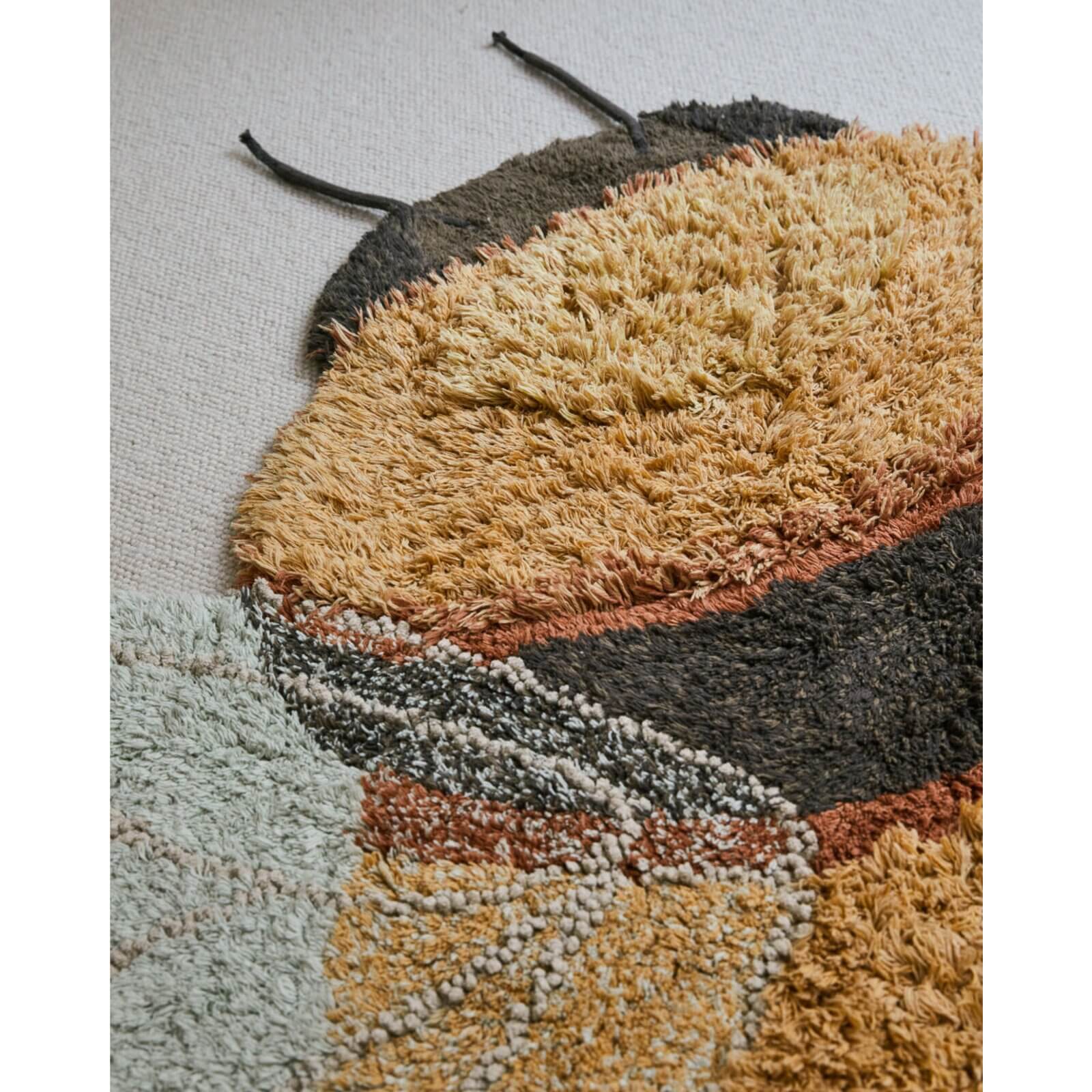 Lorena Canals - Kinderteppich Biene "Bee" 150cm Waschbar