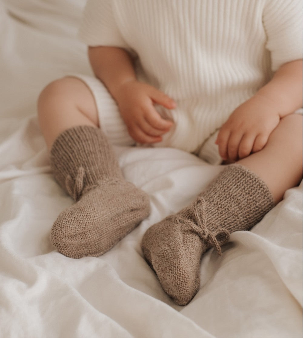 Main Sauvage - Babyschuhe "Oat", Babysocken, Strickschuhe Baby