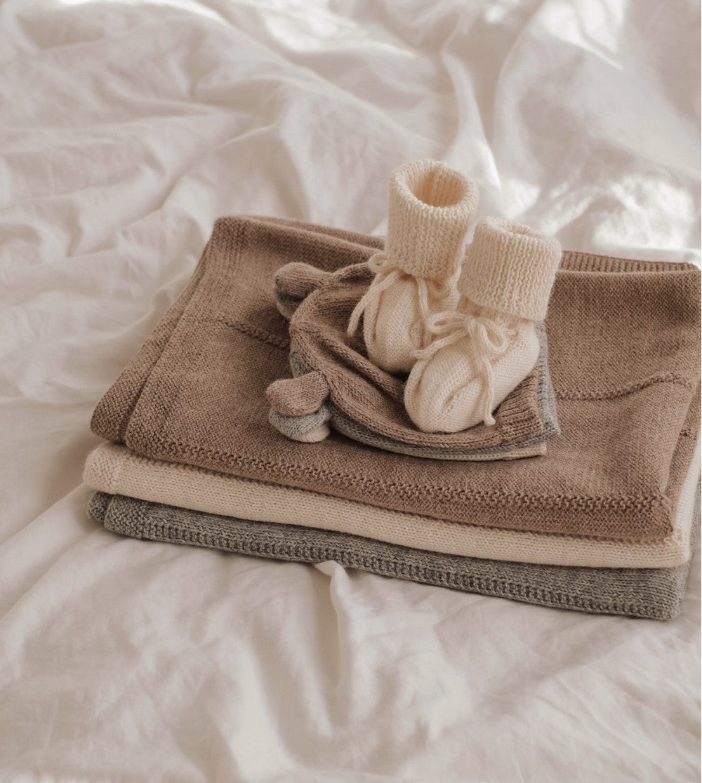 Main Sauvage - Babyschuhe "Ecru", Babysocken, Strickschuhe Baby