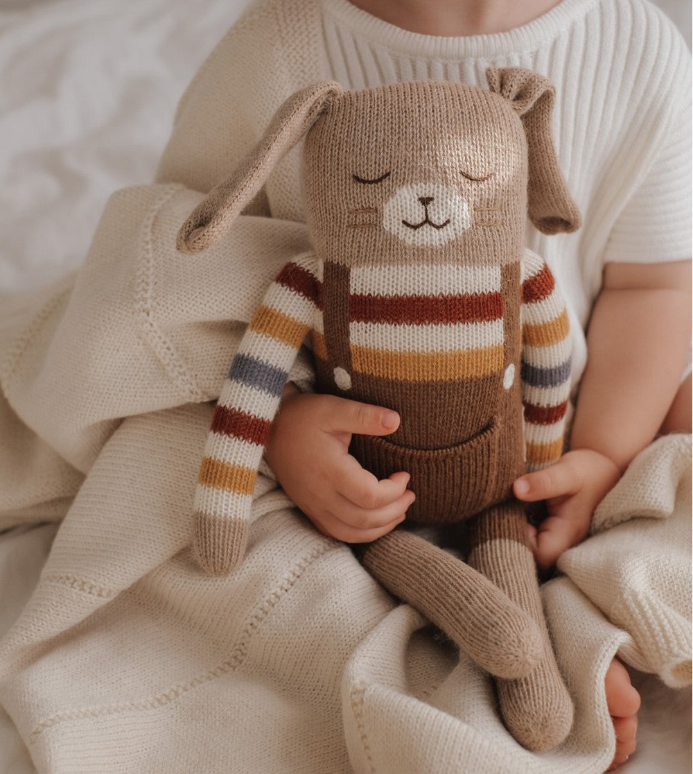 Main Sauvage - Kuscheltier "Large Bunny - Rainbow Sweater"