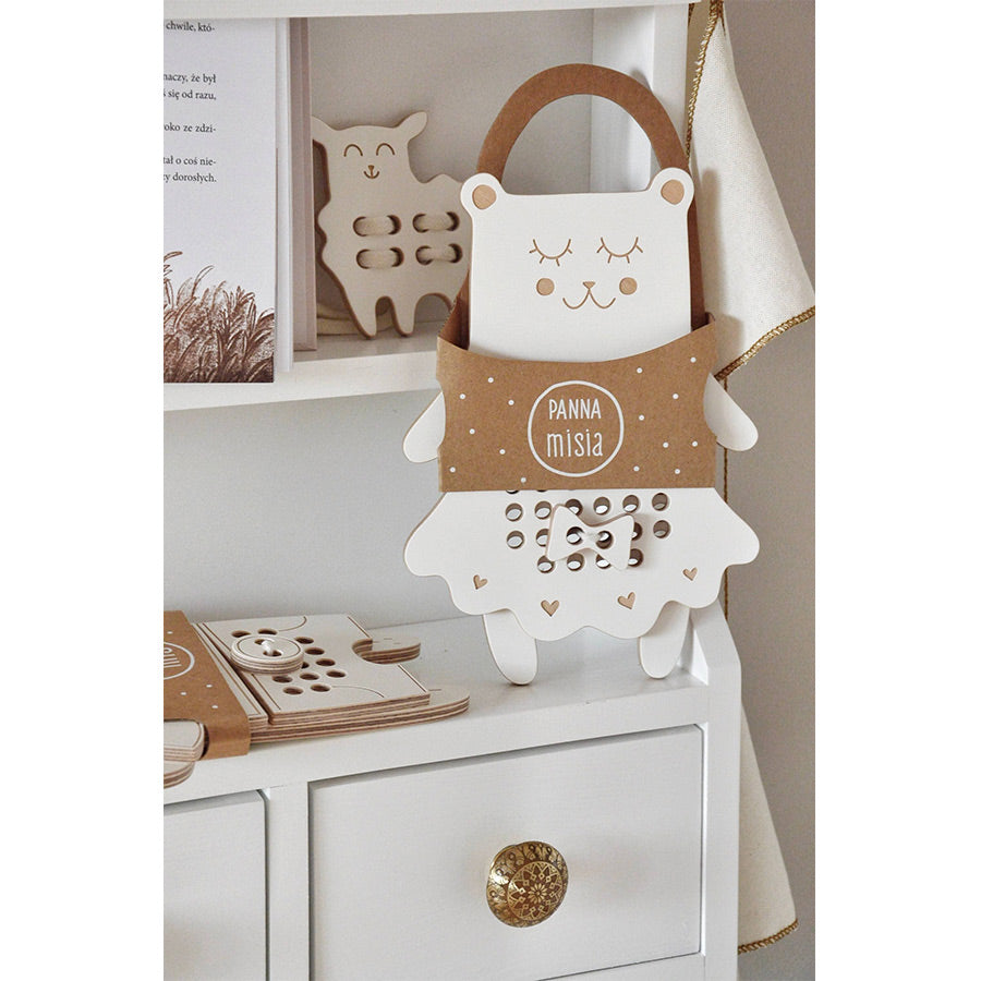 Milin - Fädelspiel Mrs. Teddybär