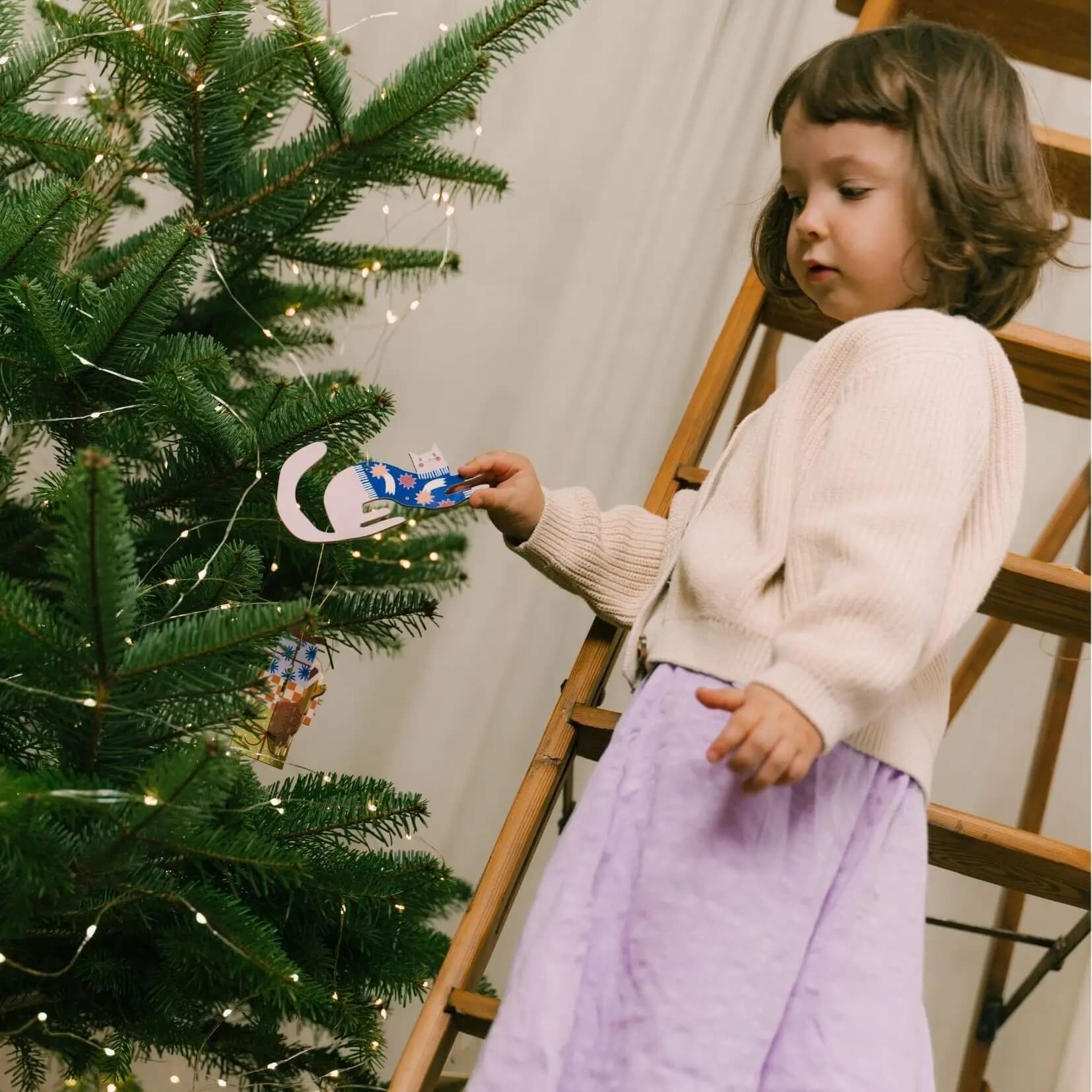 Milin – Weihnachtsanhänger aus Holz, handgefertigter Weihnachtsschmuck