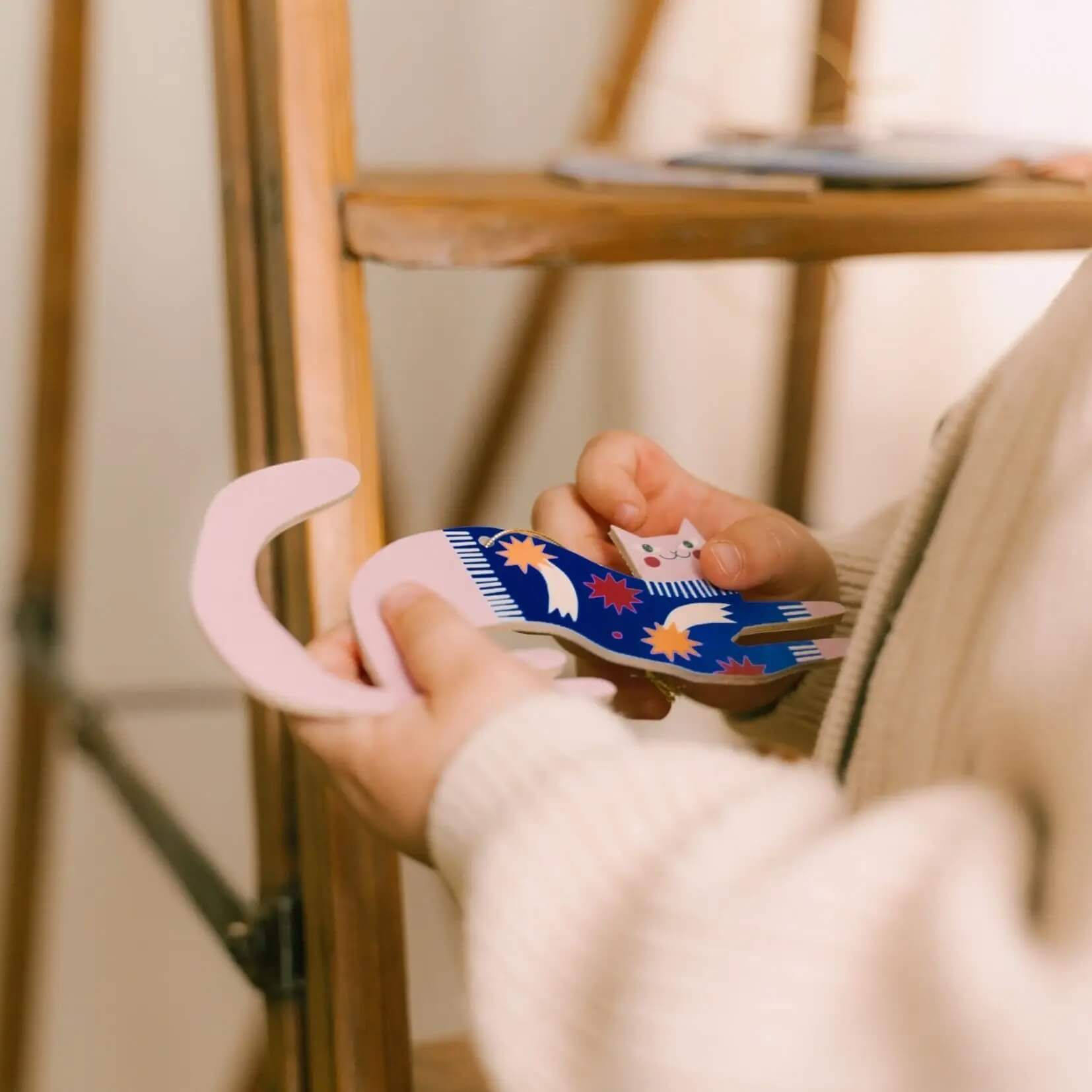 Milin – Weihnachtsanhänger aus Holz, handgefertigter Weihnachtsschmuck