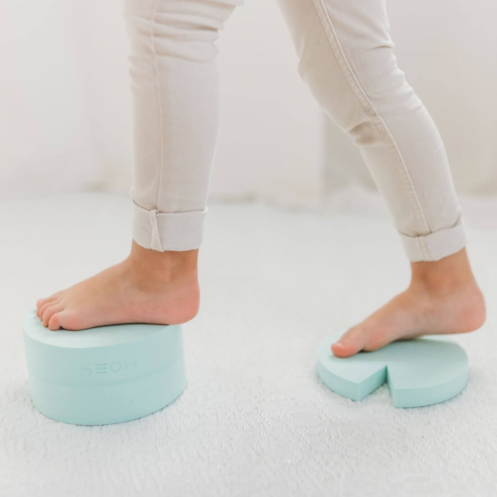 Moes - Spielsteine "Lily Pads" Turtle Green 5-tlg. Ab 2 Jahren