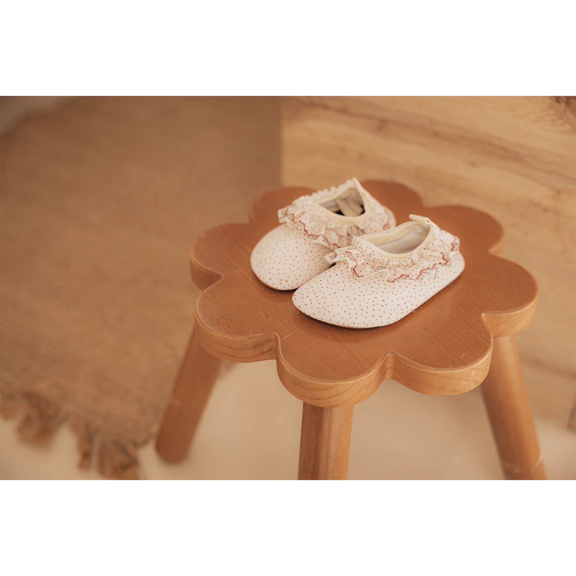 Mrs Ertha – Kinder Badeschuhe "Unique Dots", rutschfest