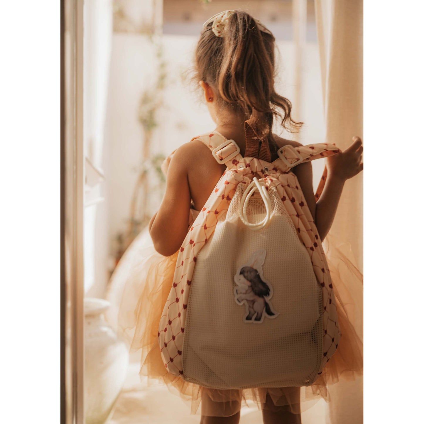 Mrs Ertha – Netzrucksack für Strand & Spielplatz "Lovely Roots"