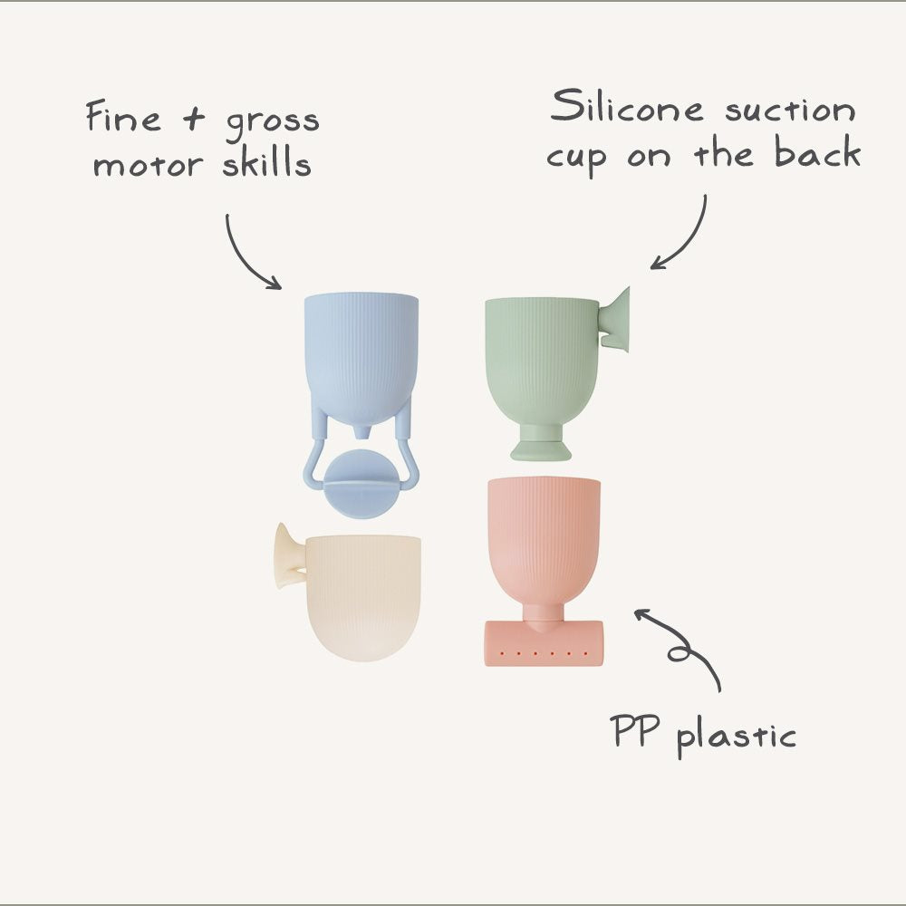 Mushie – Baby Badespielzeug für Badewanne  “Pour & Play”, 4-teilig