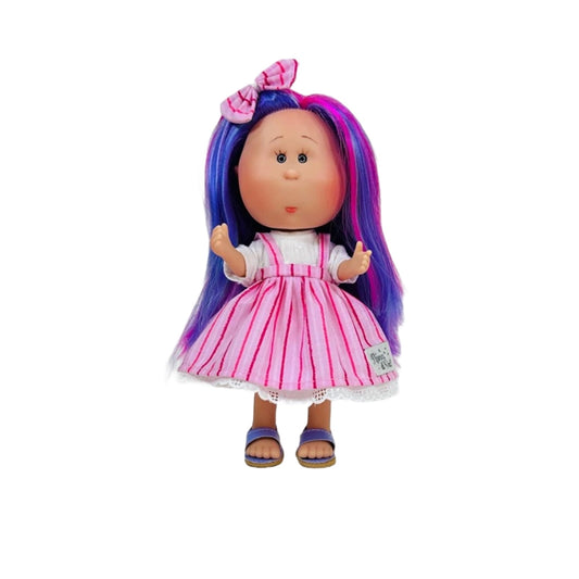 Nines d'Onil – handgefertigte Puppe „Little Mia" aus Vinyl 