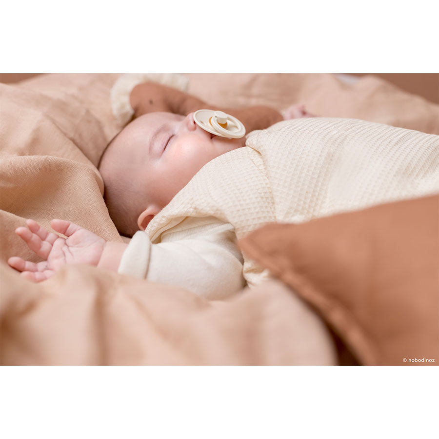 Nobodinoz – Babyschlafsack „Honeycomb Natural“ aus 100% Bio-Baumwolle