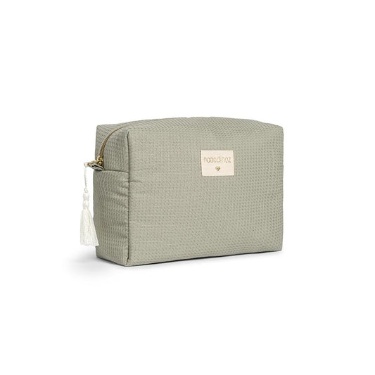 Nobodinoz – Kosmetiktasche „Diva Laurel Green“ aus 100% Bio-Baumwolle