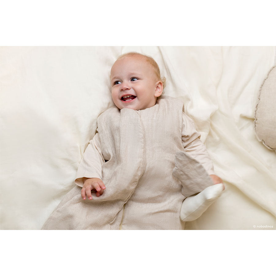 schlafsack nobodinoz Nobodinoz – leichter Babyschlafsack „Greige“ aus französischem Leinen – KARAMELLO
