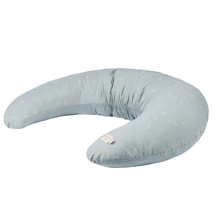 Nobodinoz – Stillkissen "Luna Willow Soft Blue" aus 100% Bio-Baumwolle