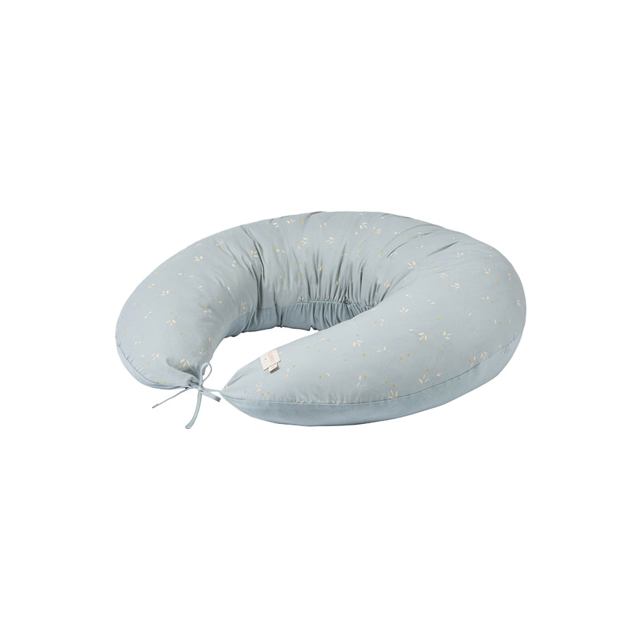 Nobodinoz – Stillkissen "Luna Willow Soft Blue" aus 100% Bio-Baumwolle